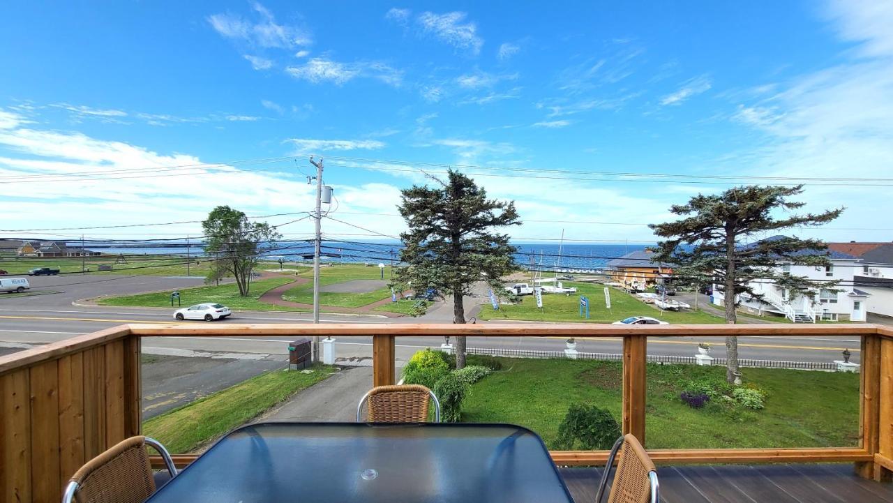 Bleu Mer, hôtel&résidences Carleton-sur-Mer Esterno foto