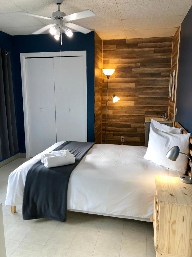 Bleu Mer, hôtel&résidences Carleton-sur-Mer Esterno foto